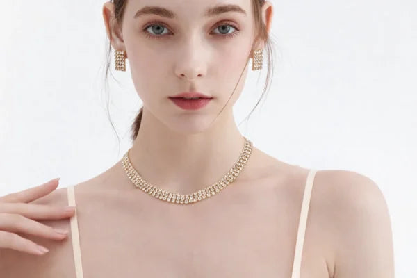 Elegant / Premium Style ✨ Luxury Gold-Plated Crystal Choker Necklace & Matching Earrings Set