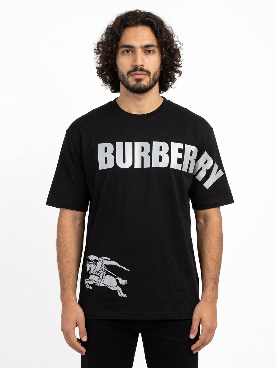 BURBERRY Equestrian Knight Graphic Oversized T-Shirt - Black