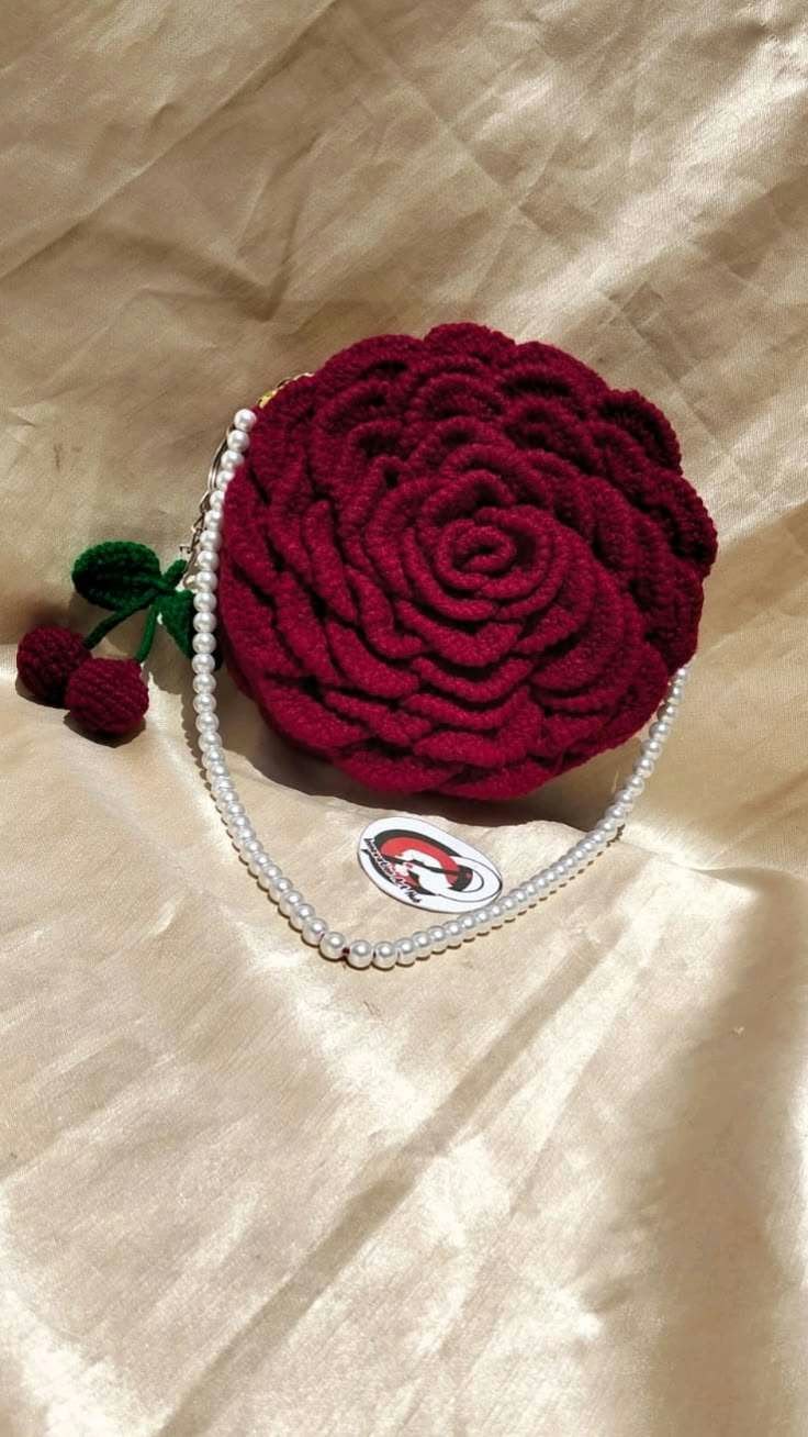 Women’s Crochet Rose Handbag with Pearl Beaded Strap – Handmade Flower Shoulder Bag